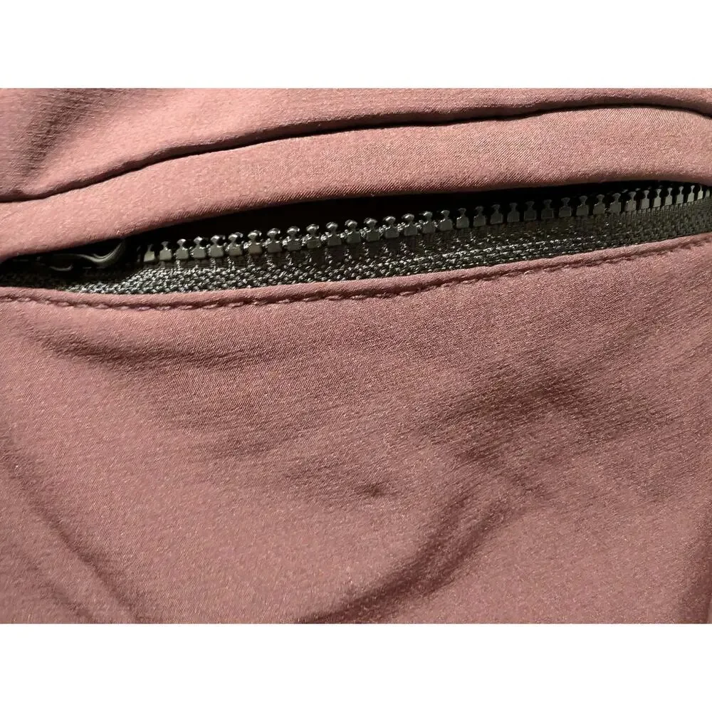 Banana Republic Men's 32x32 Performance Slim Tapered Pants Burgundy